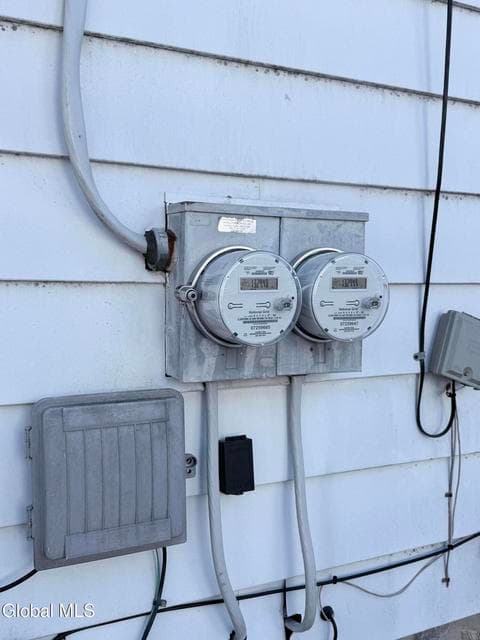 87 Yale Street, photo 4