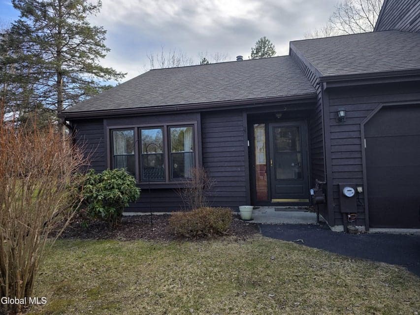 509 Townwood Drive, Guilderland, NY 12203, photo 1