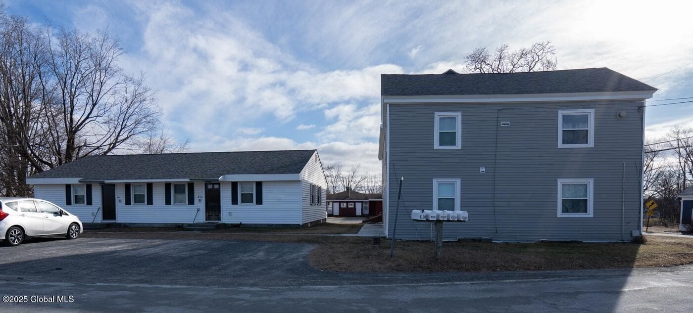 1300 S Schodack Road, photo 4