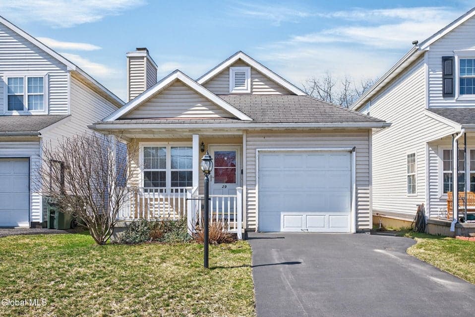 29 Paine Street, Green Island, NY, photo 1