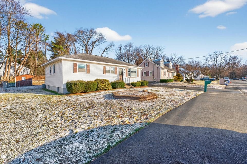11 Myers Court, photo 2