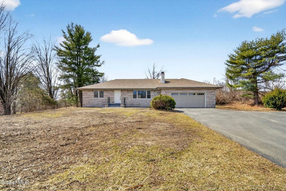 72 Fonda Road, photo 2