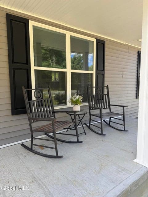 152 Ingersoll Road, photo 3