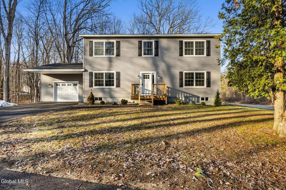 4870 Route 50, photo 1