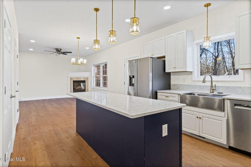 4870 Route 50, photo 3