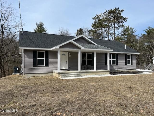 152 Ingersoll Road, photo 1
