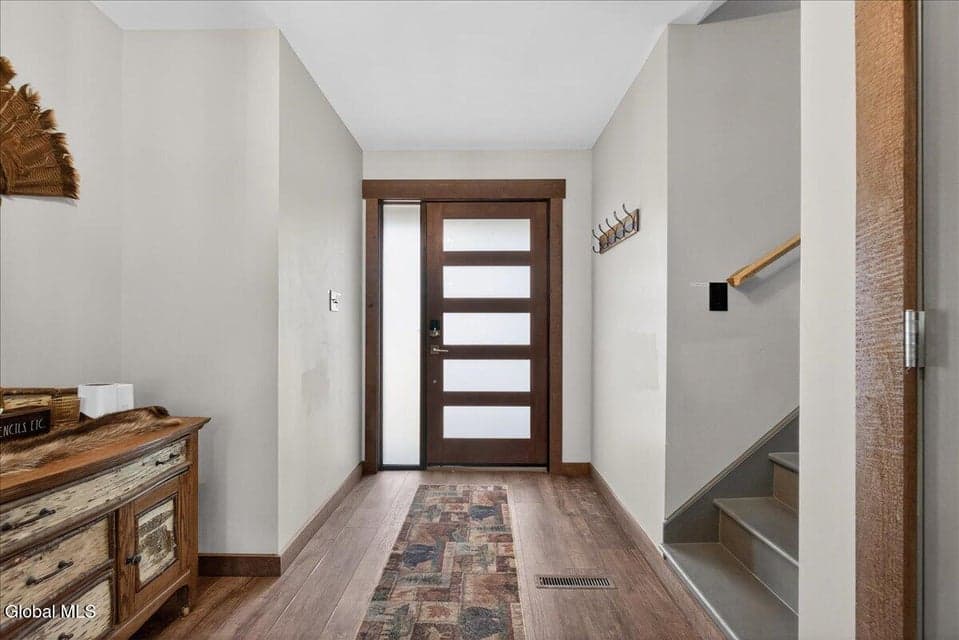 751 Corinth Road, photo 4