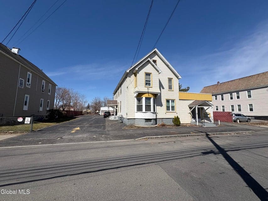 322 Hulett Street, Schenectady, NY 12307