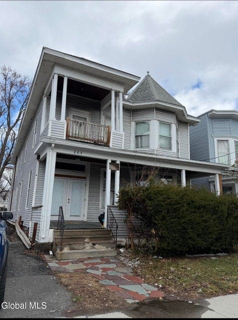 865 Madison Avenue, photo 2