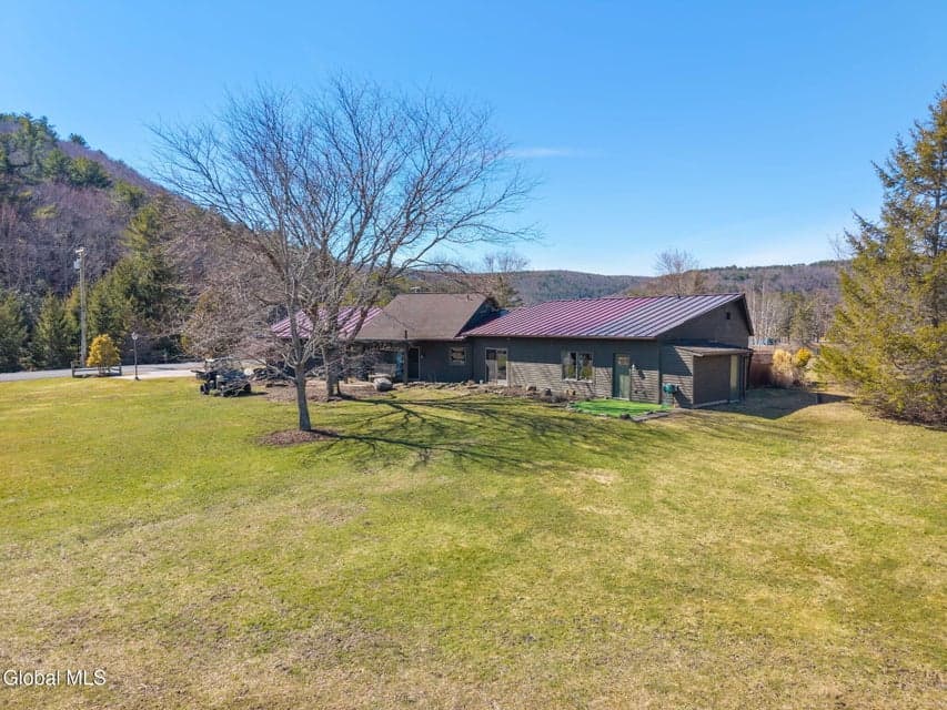 580 Ecker Hollow Road, photo 3