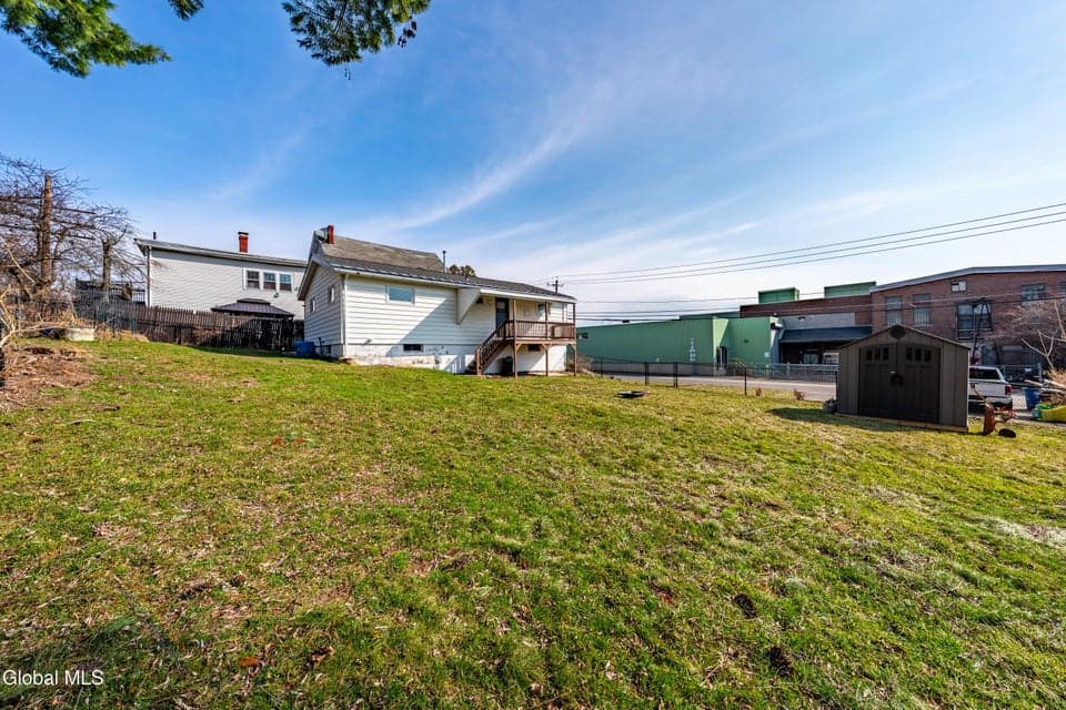 440 Saratoga Street, photo 5