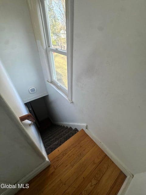 348 Gardinier Street, photo 2