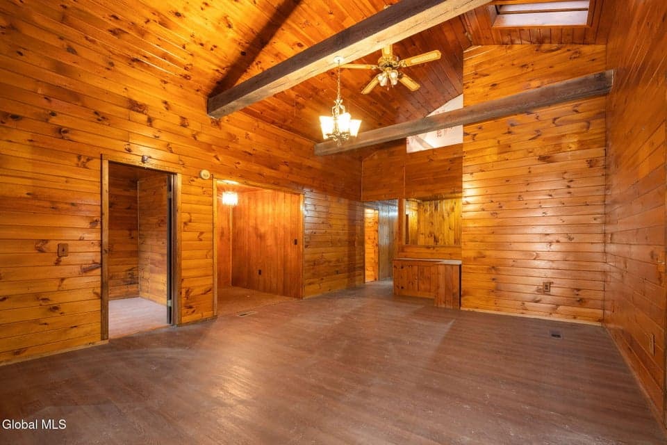 941 W Richmondville Road, photo 3