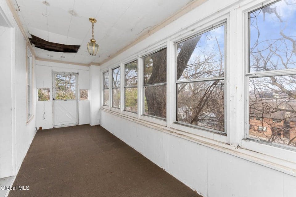 1498 2nd Street, photo 4