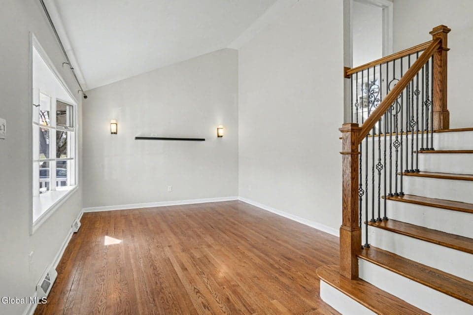 54 Forts Ferry Road, photo 4