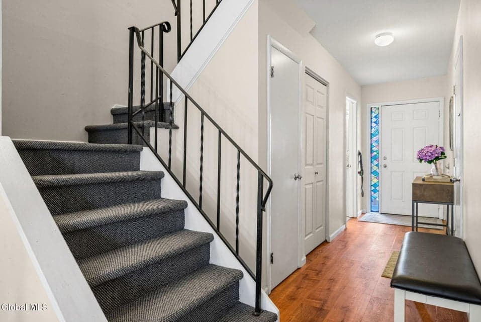 19 Kensington Square, photo 2