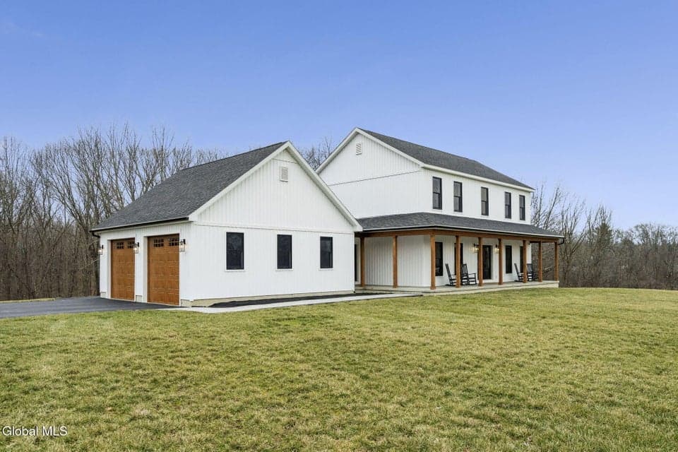 875 Ridge Road, East Greenbush, NY, photo 3