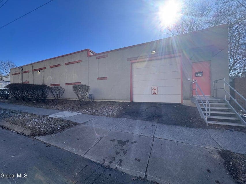 334 Ontario Street, photo 4