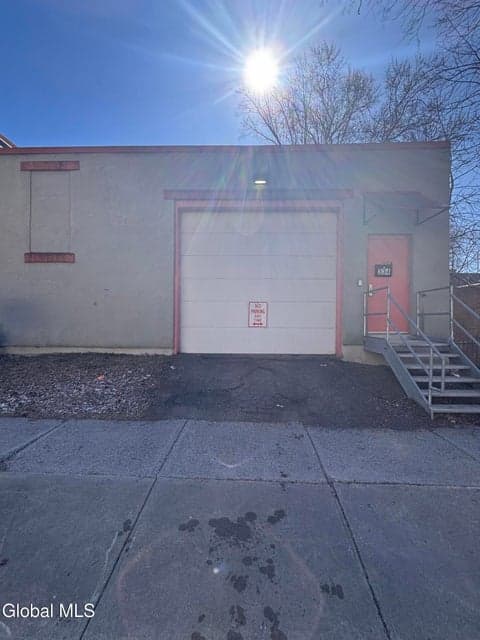 334 Ontario Street, photo 5