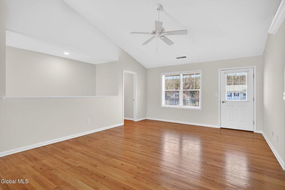 34 Riverside Drive, photo 5