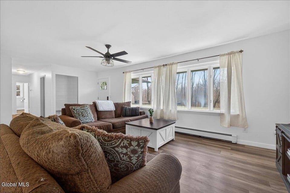 5927 Johnston Road, Guilderland, NY, photo 5