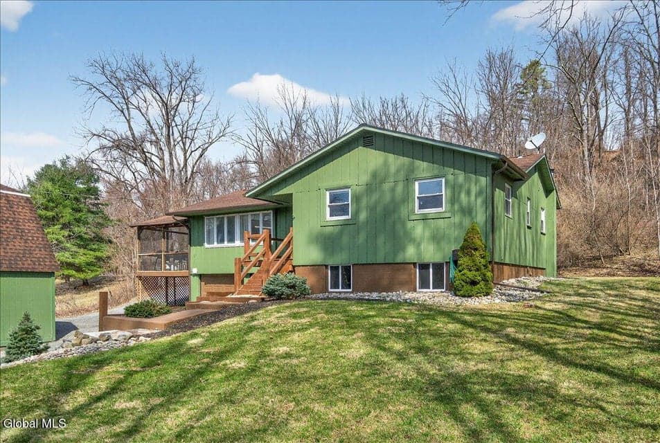5927 Johnston Road, Guilderland, NY, photo 2