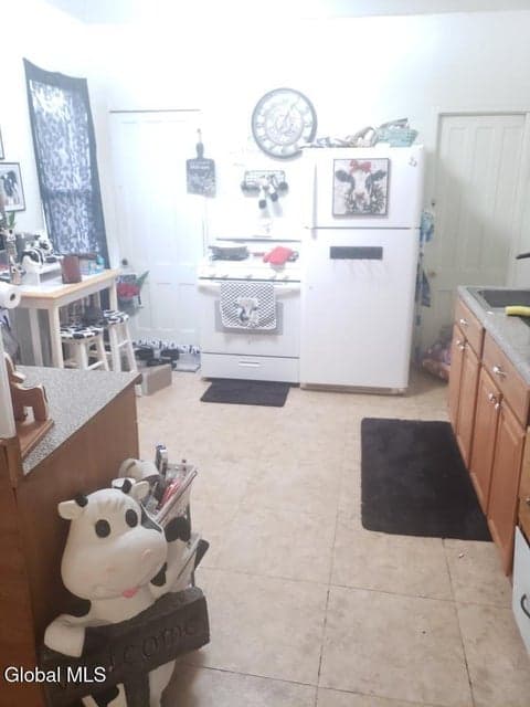 87 Yale Street, photo 5