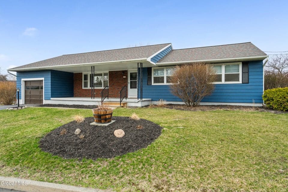 5 Hadden Lane, photo 1