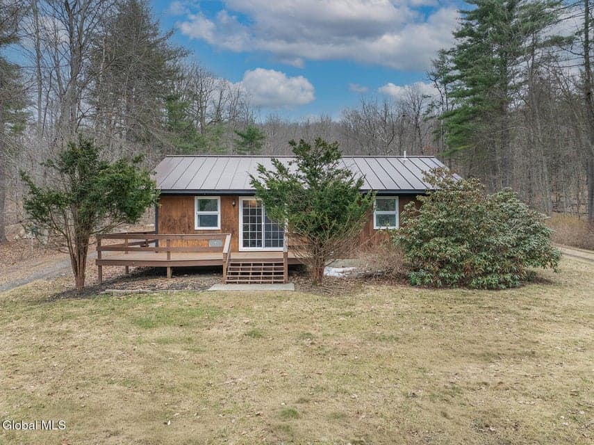 103 Beecher Road, photo 1