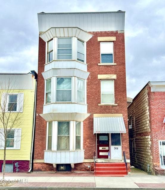 308 4th Street, photo 1