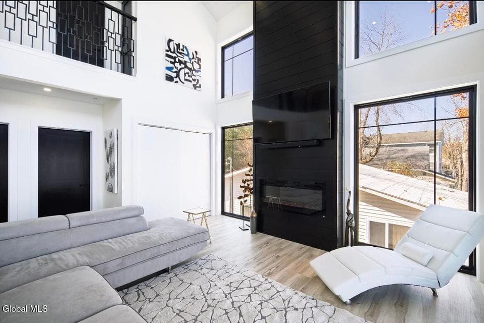 126 9th Street, photo 4