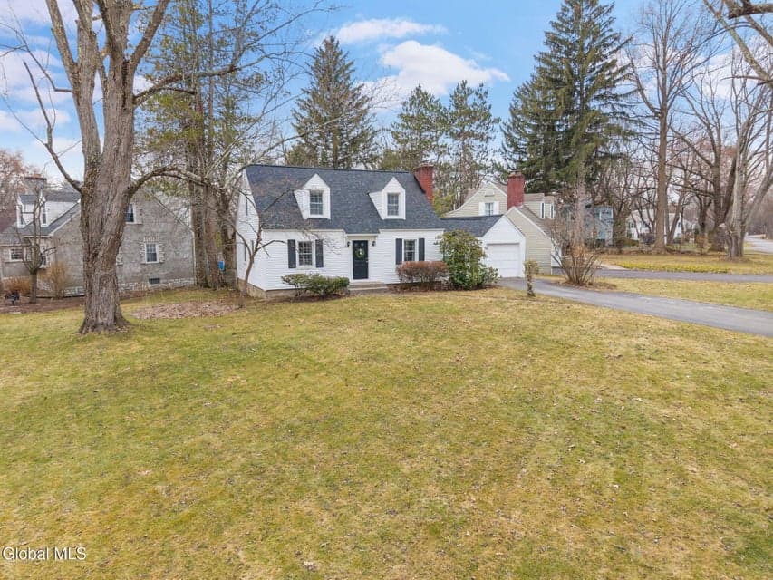 2212 Niskayuna Drive, Niskayuna, NY, photo 3