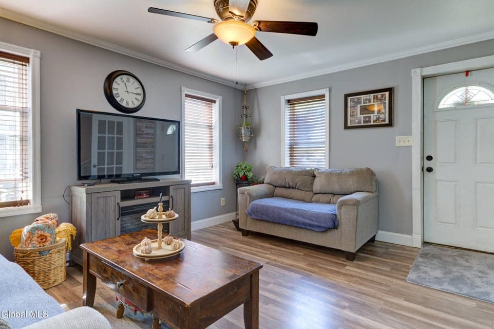 272 N Main Street, photo 5
