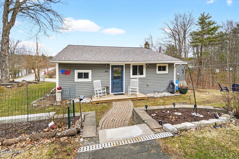 144 1st Dyke Road, Sand Lake, NY, photo 4