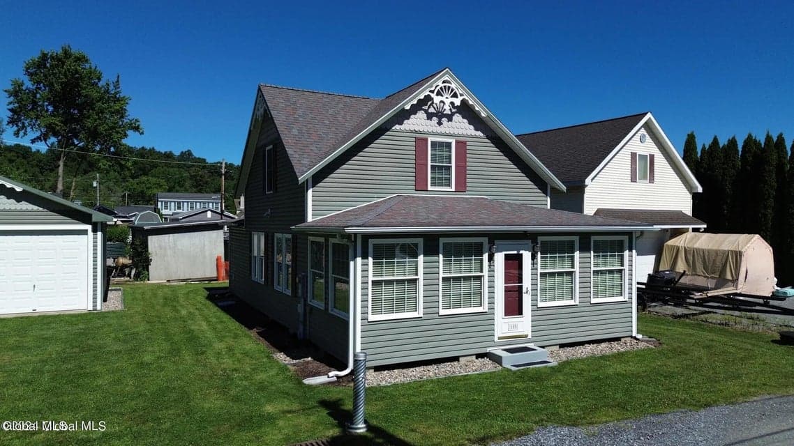103/105 6th Street, photo 2
