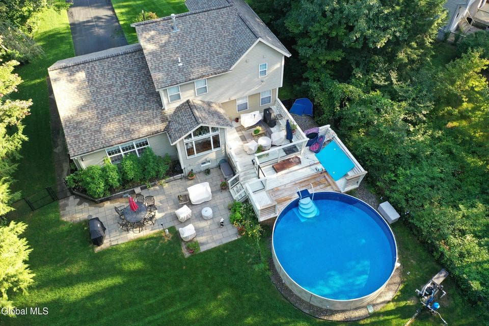 69 Damascus Drive, Wilton, NY, photo 2