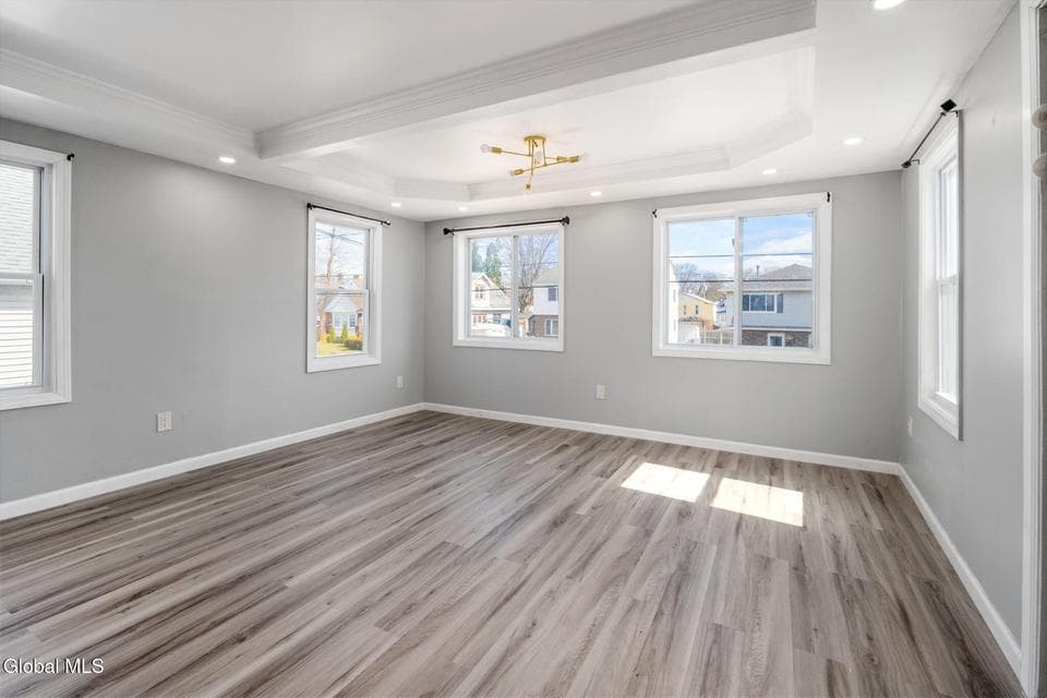 418 Eleventh Street, photo 5