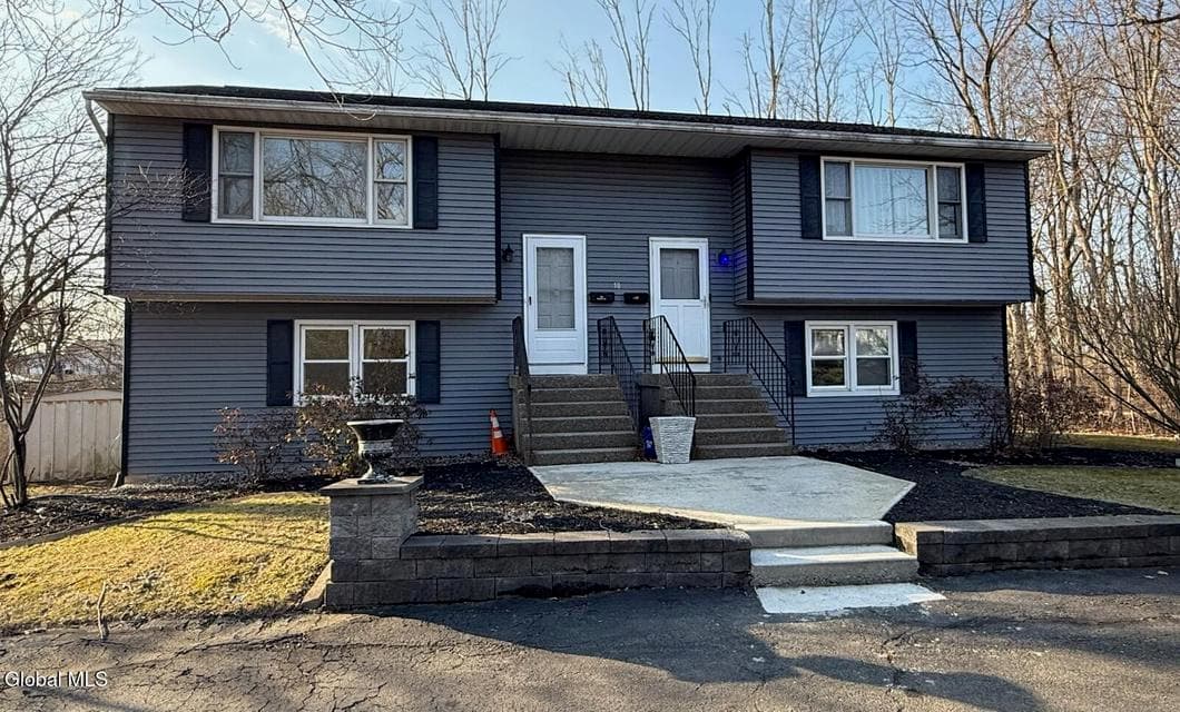 10 Marlyn Drive