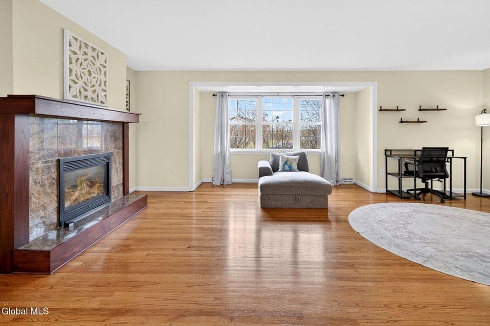 4 Albert Court, Colonie, NY 12110, photo 4