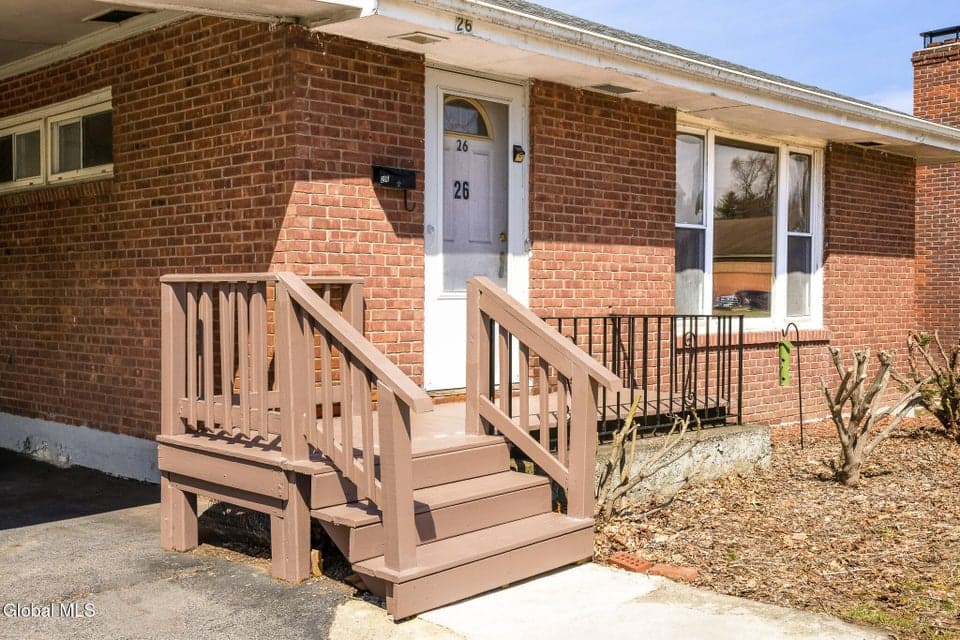 26 Link Street, Albany, NY, photo 2