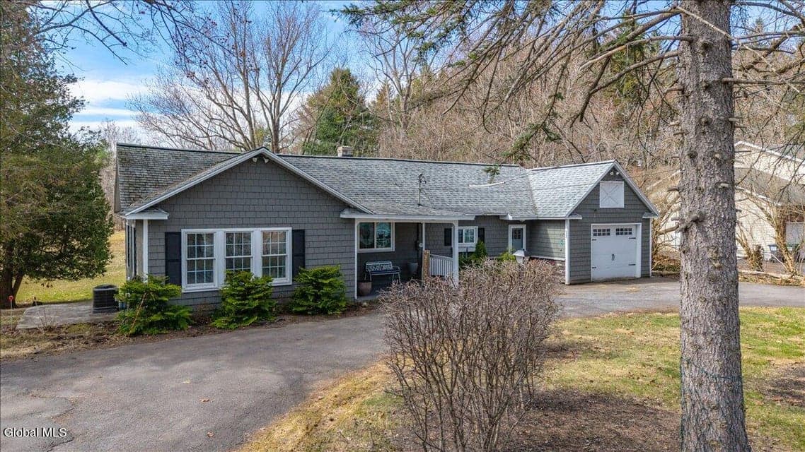 2460 Troy-Schenectady Road, Niskayuna, NY 12309, photo 3