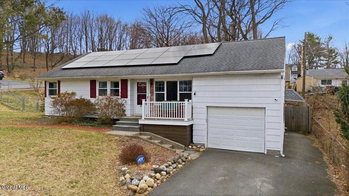 22 Ahern Avenue, Troy, NY 12180, photo 1