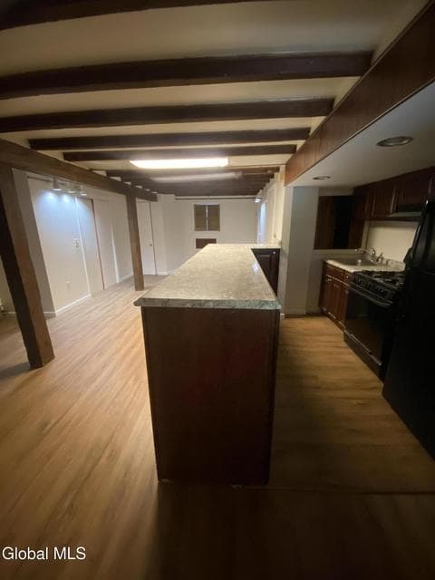 138 Lancaster Street, photo 2