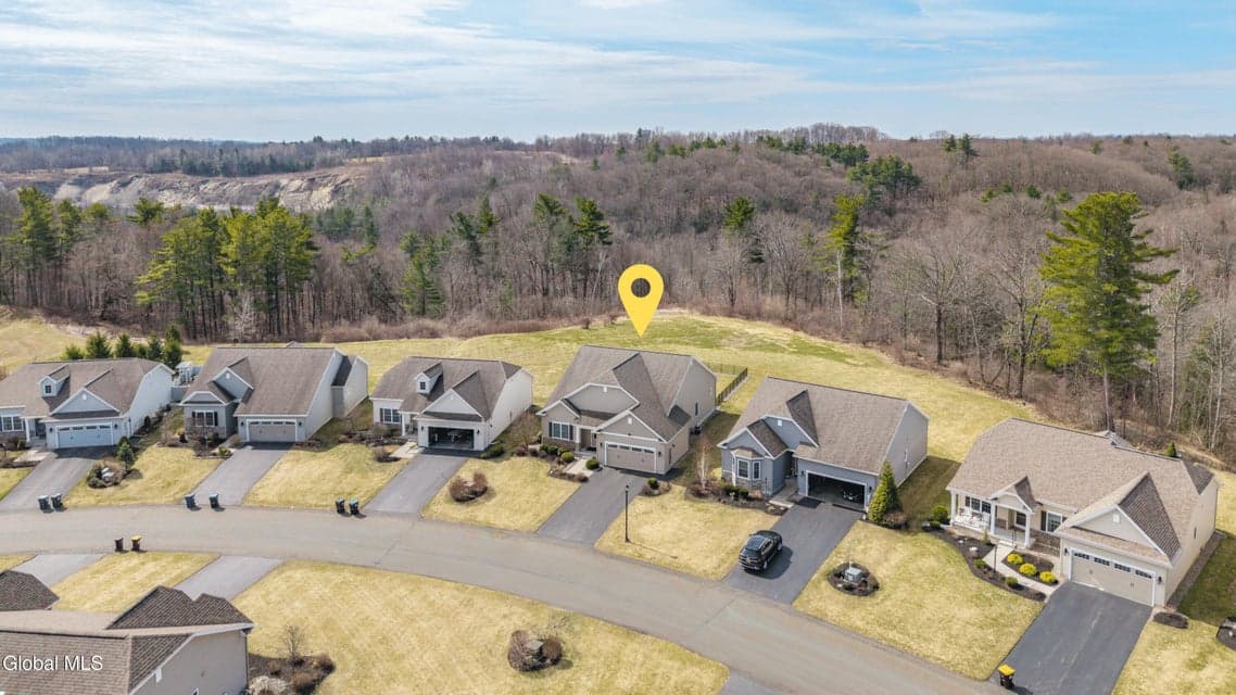 45 Somerset Drive, photo 3