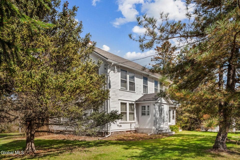 171 NY-30, photo 1