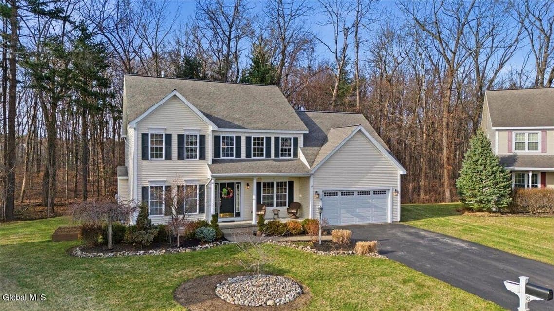 8 Cathywood Court, Clifton Park, NY, photo 2