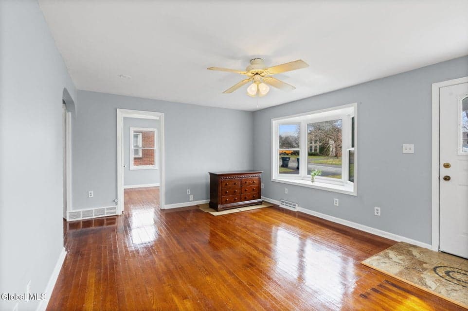 3275 Franklin Street, Rotterdam, NY, photo 3