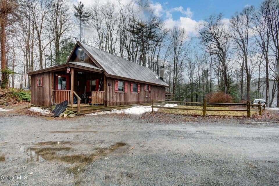 259 Hart Road, photo 1