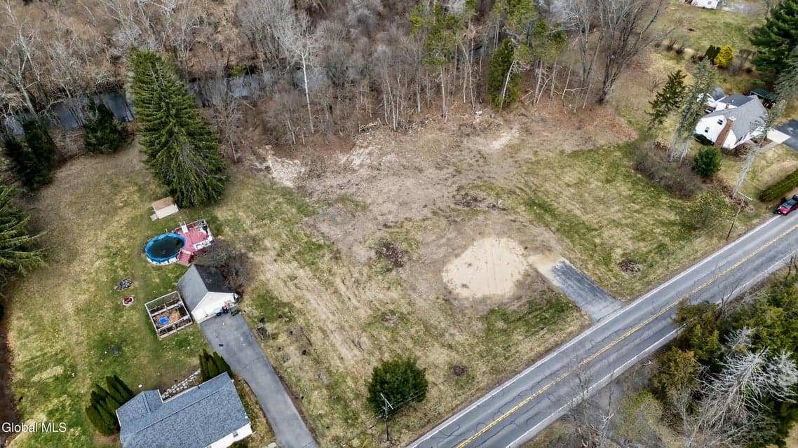 271 Dunnsville Road, photo 1
