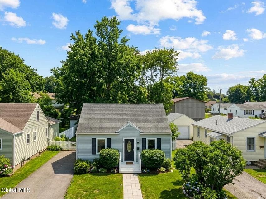 51 Milo Street, Hudson, NY 12534